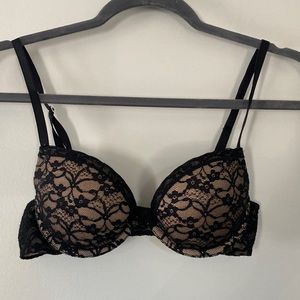*!!WORN TWICE!!* black lace push-up bra from AERIE.
